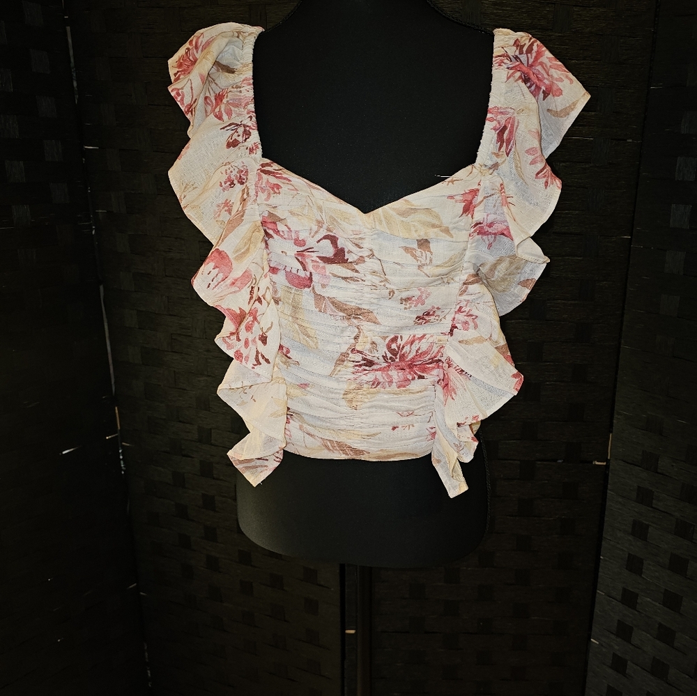 Floral Ruffle Sleeve Top - Picture 2 of 5